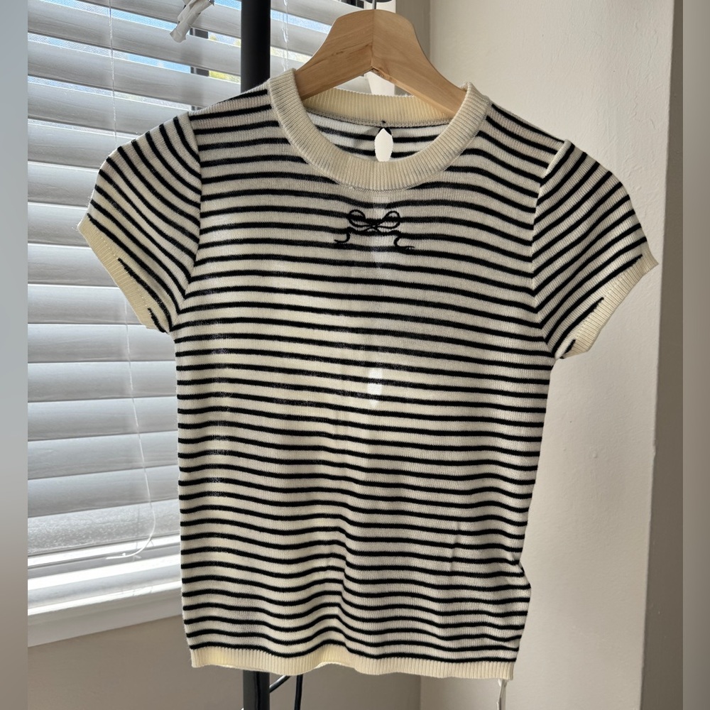 Cute knit top